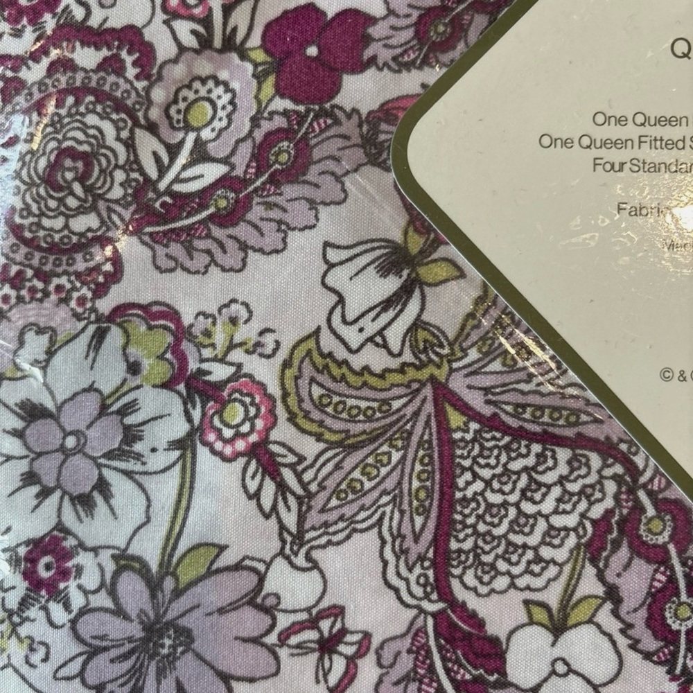 NEW Vera Bradley 6 piece Queen Sheet Set - Pink & Purple - Picture 6 of 9